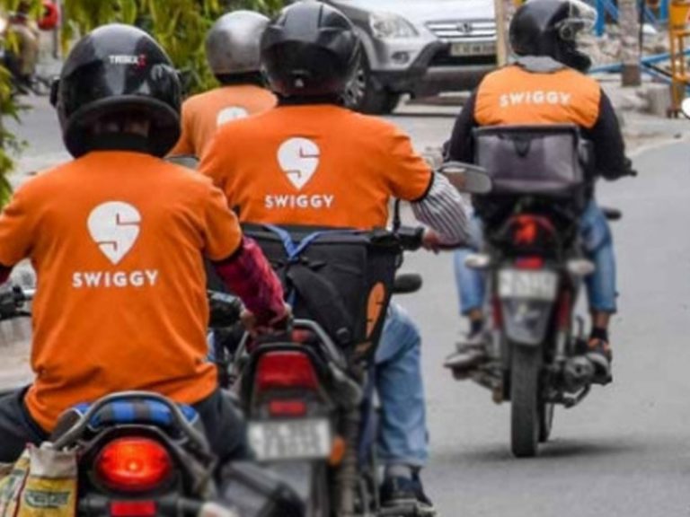 ఆన్‌లైన్‌ ఆహార ప్రియులకు అలెర్ట్‌.. స్విగ్గీ డెలివరీ బాయ్స్‌ సమ్మె..!