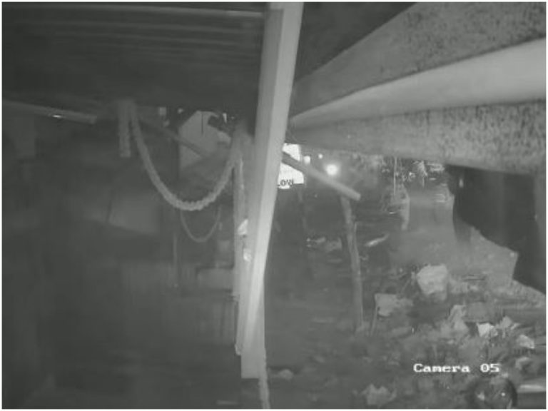 బ్రేకింగ్: బాణసంచా దుకాణంలో పేలుడు.. 8 మంది మృతి