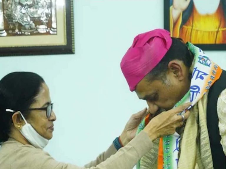 టీఎంసీలో చేరిన భారత మాజీ క్రికెటర్‌