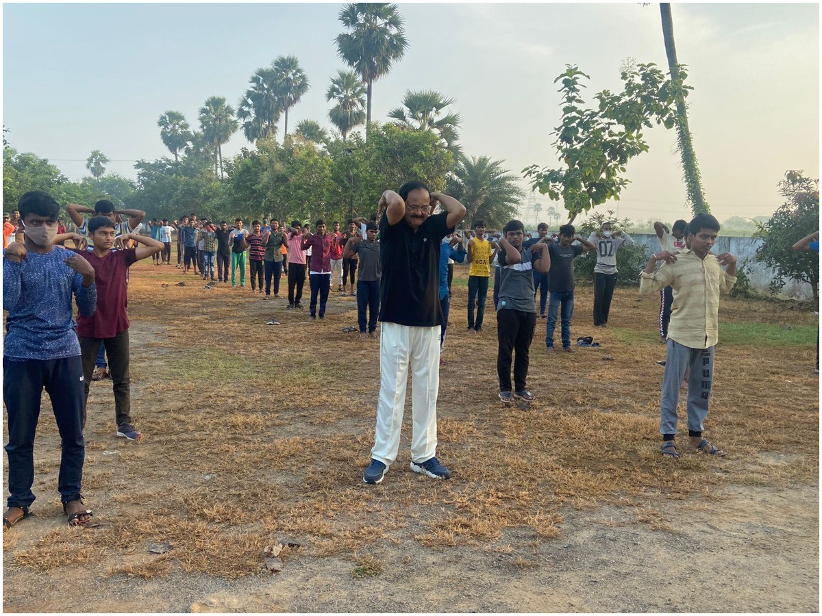 మార్నింగ్ వాక్ .. ఉల్లాసంగా ఉత్సాహంగా ఉప రాష్ట్రపతి