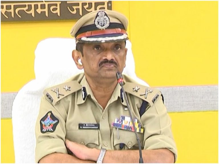 విజయవాడతో చెరగని అనుబంధం.. రిటైర్డ్‌ సీపీ శ్రీనివాసులు