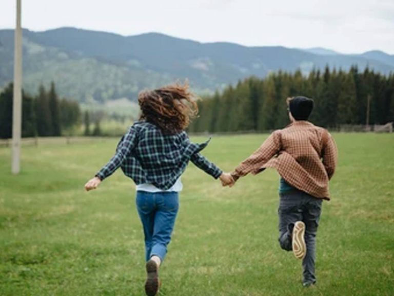 రెండేళ్ల క్రితం లవర్స్ జంప్.. దీపావళి రోజున అనూహ్యంగా ఏం జరిగిందంటే..?