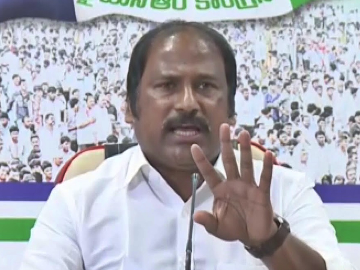 రైతుల పాదయాత్రను టీడీపీ పాదయాత్రగా మార్చారు: వైసీపీ ఎమ్మెల్యే