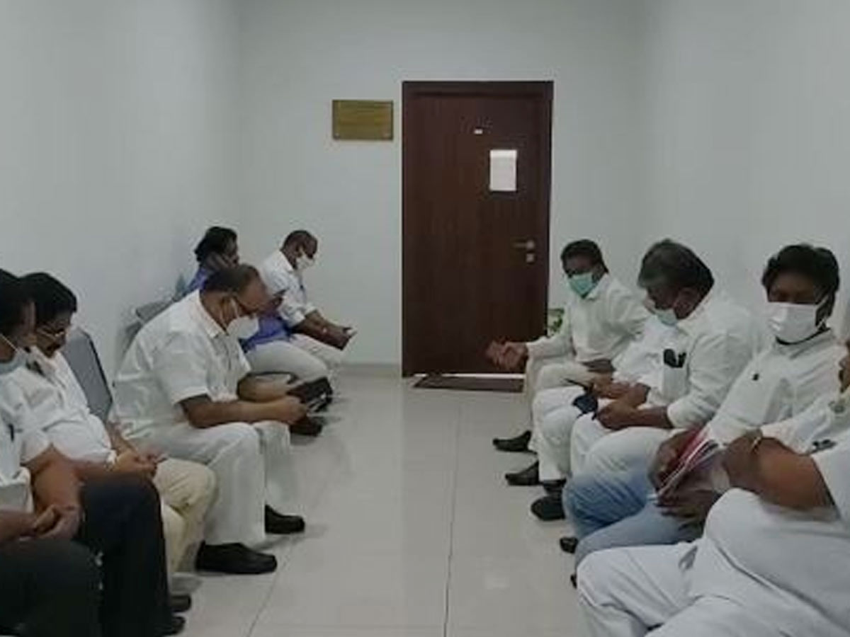 ఇది చర్చలా లేదు.. చిట్‌ చాట్‌లా ఉంది : సూర్యనారాయణ..