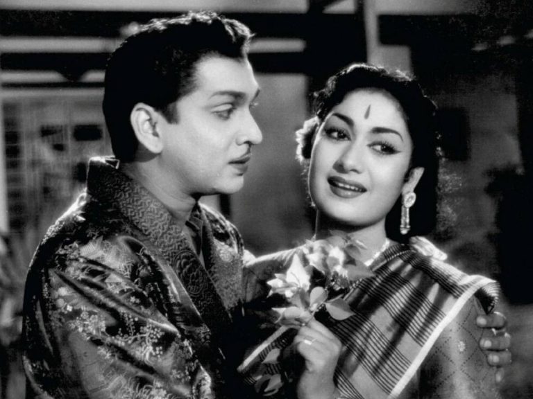 న‌ట‌స‌మ్రాట్ తో మ‌హాన‌టి