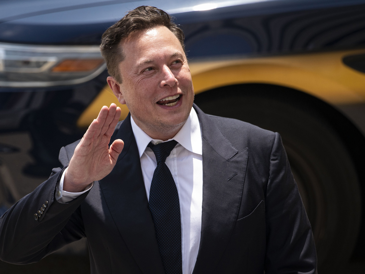 పైసా లేకుండా అమెరికా వ‌చ్చి…ప్ర‌పంచ కుబేరుడ‌య్యాడు…