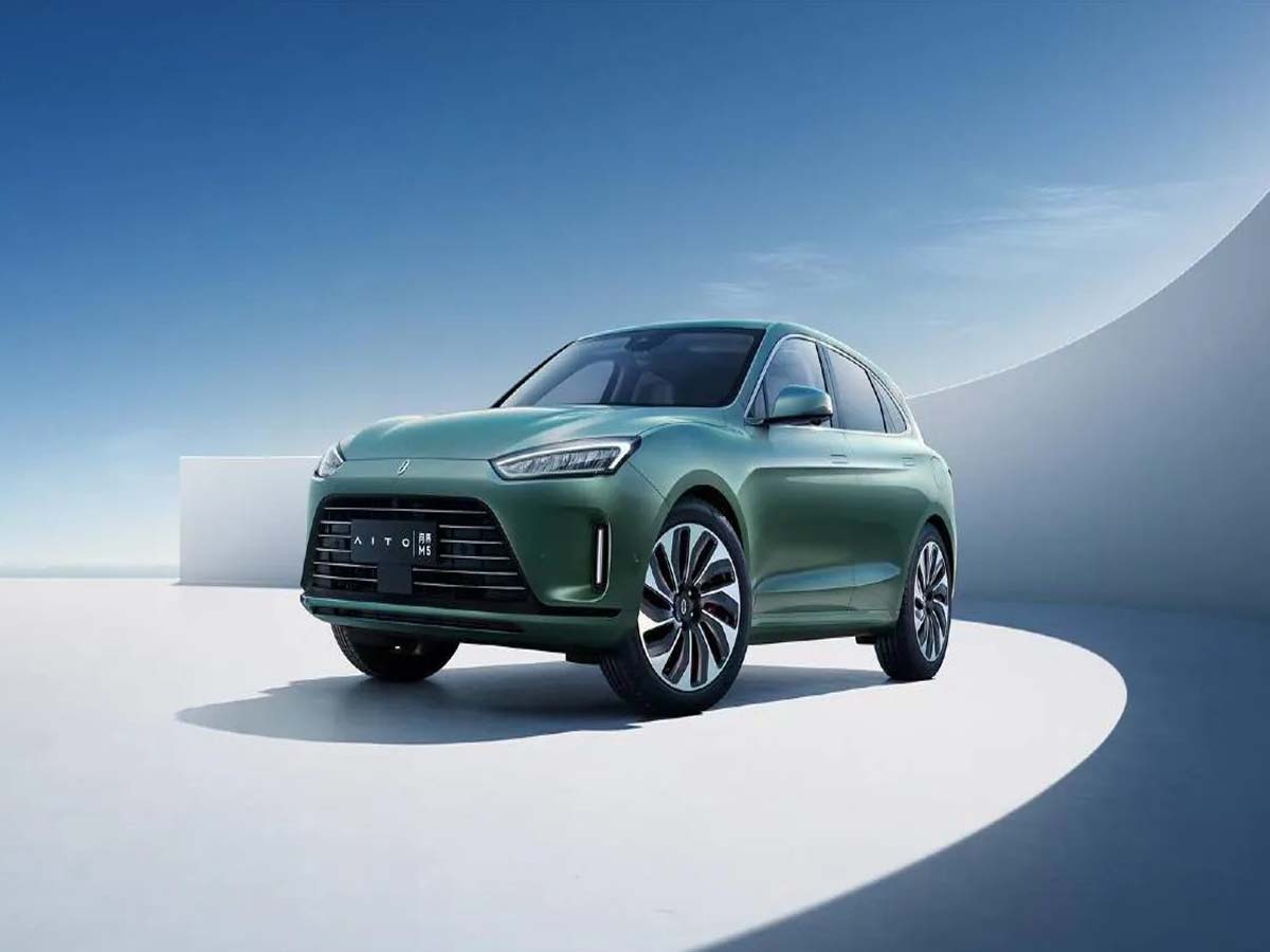 టెస్లాకు హువావే షాక్‌:  ఒక‌సారి ఛార్జ్ చేస్తే…