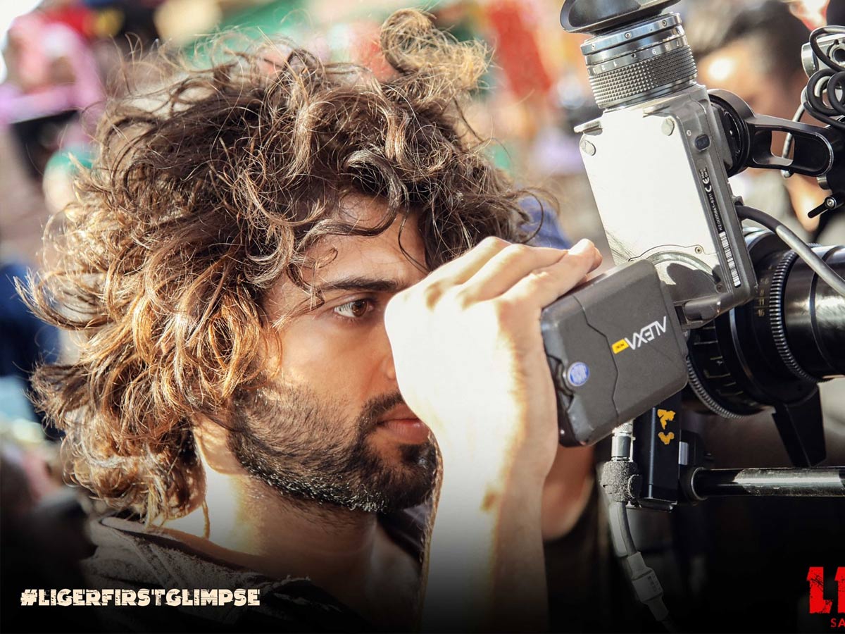 “లైగర్” అప్డేట్… బీటీఎస్ పిక్స్ వైరల్