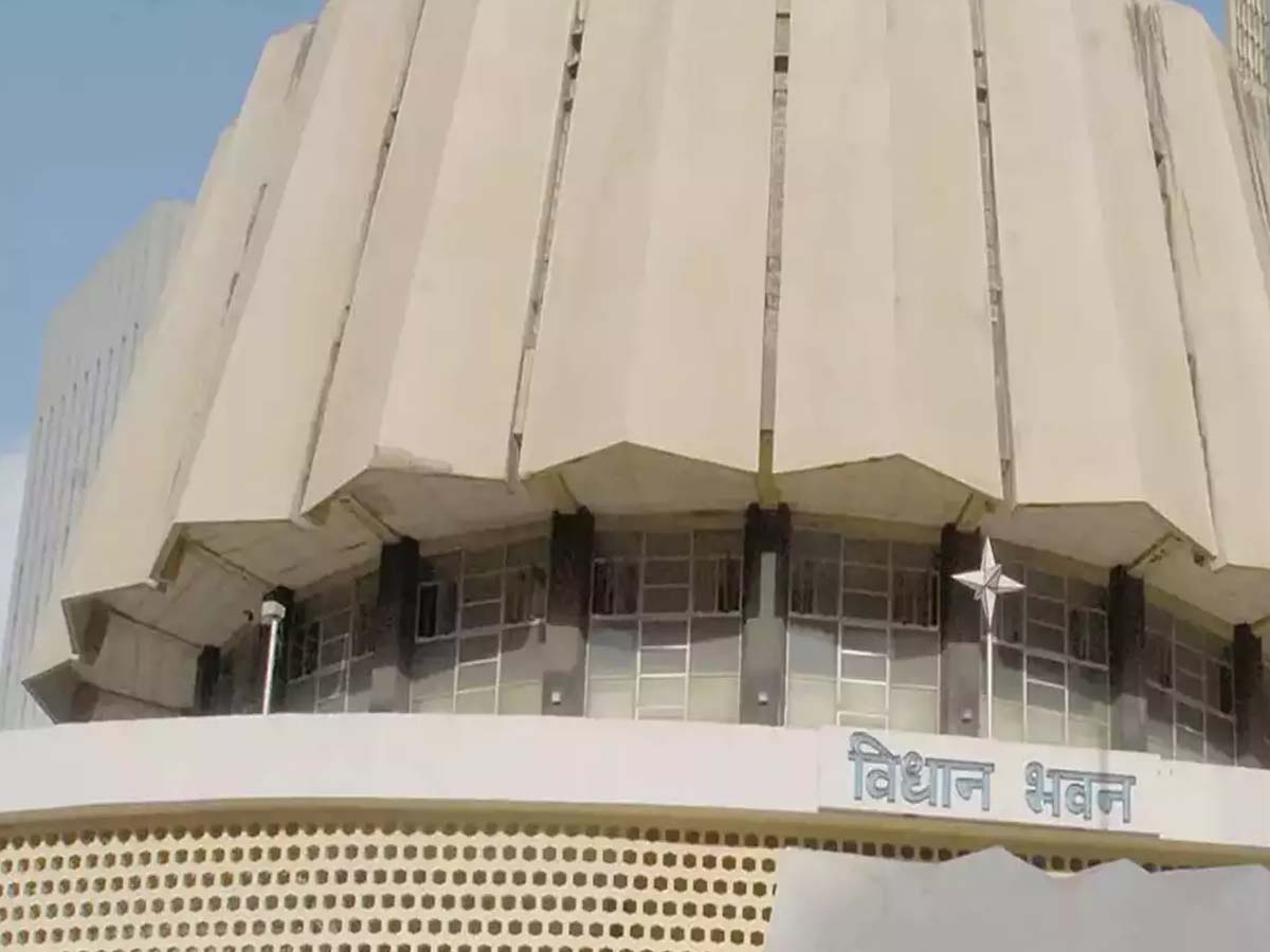 మ‌హా అసెంబ్లీలో 50 మందికి క‌రోనా…