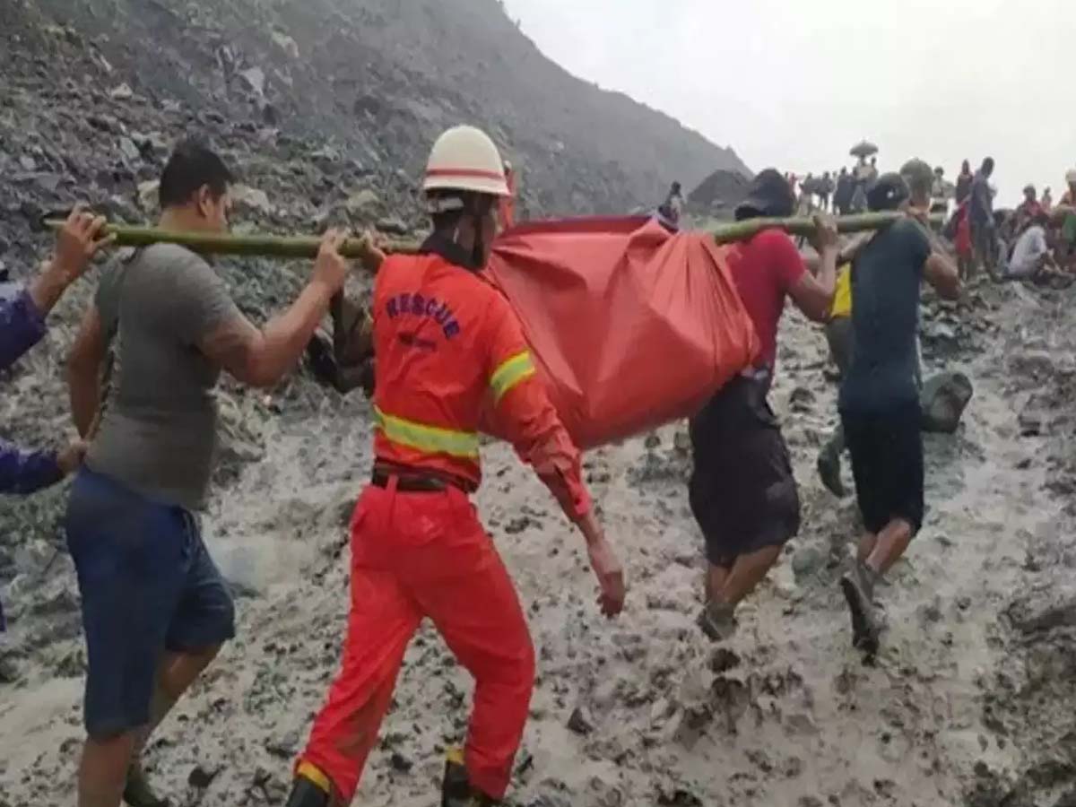 మ‌య‌న్మార్‌లో దారుణం… విరిగిప‌డ్డ కొండ‌చ‌రియ‌లు… 70 మంది గ‌ల్లంతు…