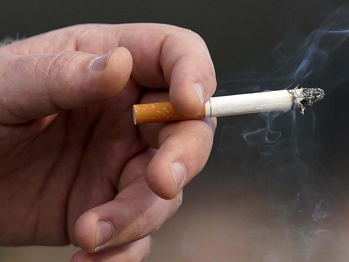 ఇక‌పై అక్క‌డ నో స్మోకింగ్‌… యువ‌త‌ను ర‌క్షించేందుకే…