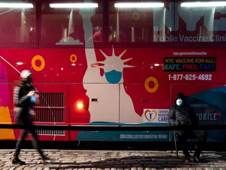 న్యూయార్క్‌ను భ‌య‌పెడుతున్న ఒమిక్రాన్‌…