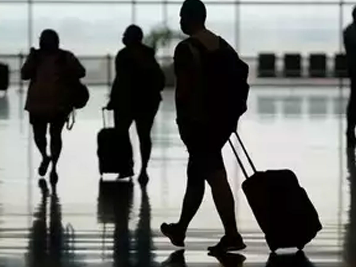 కొత్త టెన్షన్‌..! ఒమిక్రాన్‌ పాజిటివ్‌ వచ్చిన వ్యక్తి ఎస్కేప్‌..!