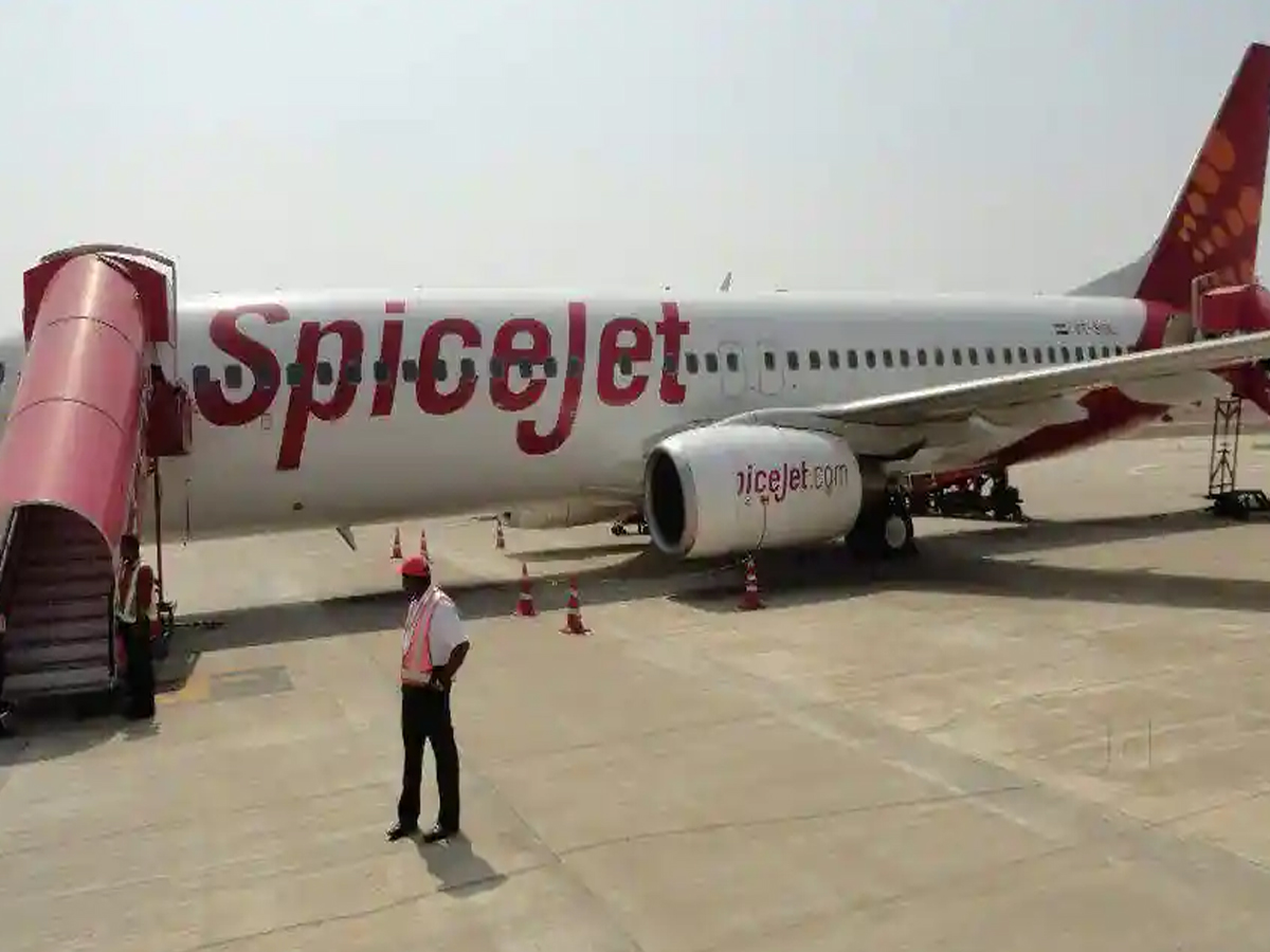 విశాఖ‌లో మ‌ళ్లీ పుంజుకుంటున్న విమానయాన‌ సేవ‌లు…