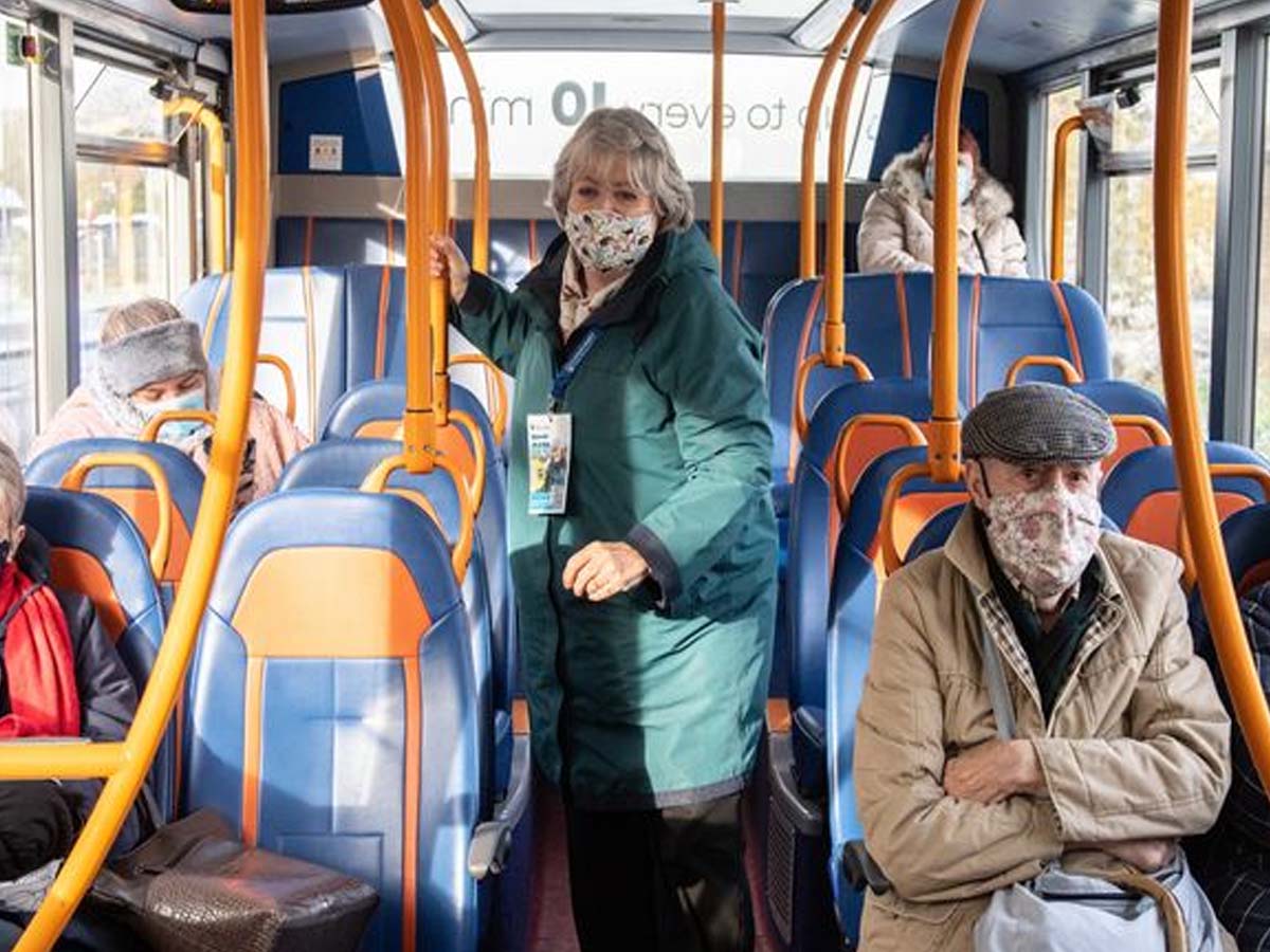 3540 కిమీ 120 బ‌స్సుల్లో ఫ్రీగా ప్ర‌యాణం చేసిన బామ్మ‌… ఎలాగంటే…