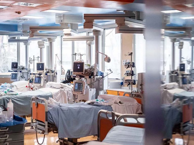 అమెరికాలో దారుణం:  ఒక్క‌రోజులో 5.12 ల‌క్ష‌ల కేసులు…