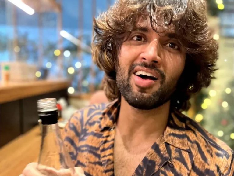 రౌడీ హీరోకి తాగుడు ఎక్కువైందట… పిక్ వైరల్