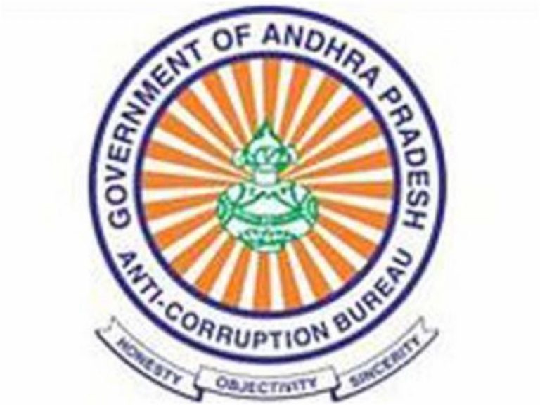 ఆత్రేయపురం సబ్ రిజిస్ట్రార్‌కు భారీగా అక్రమ ఆస్తులు