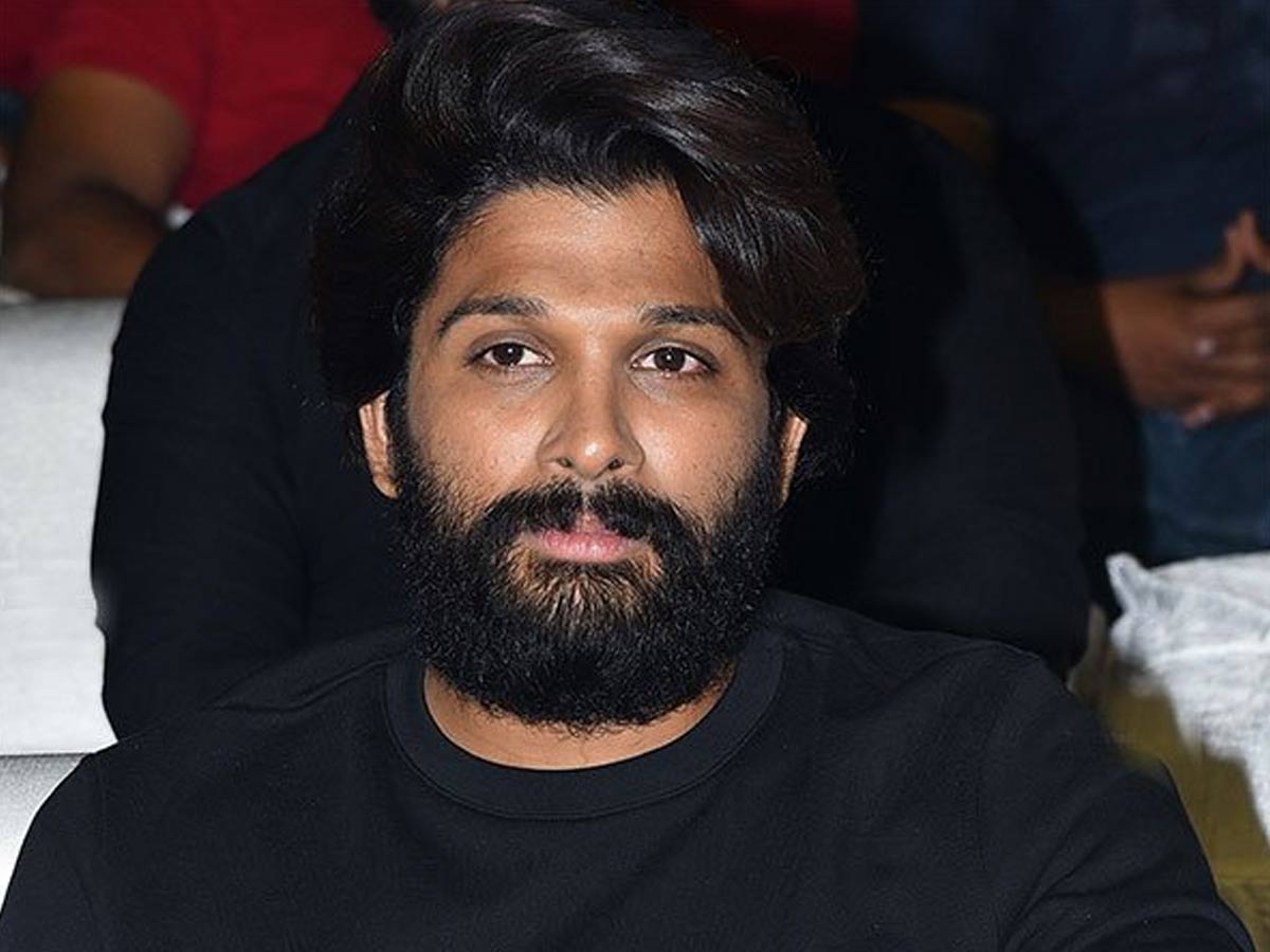 బన్నీకి షాకిచ్చిన పోలీసులు.. అవి ఎక్కడంటూ ప్రశ్నలు..?