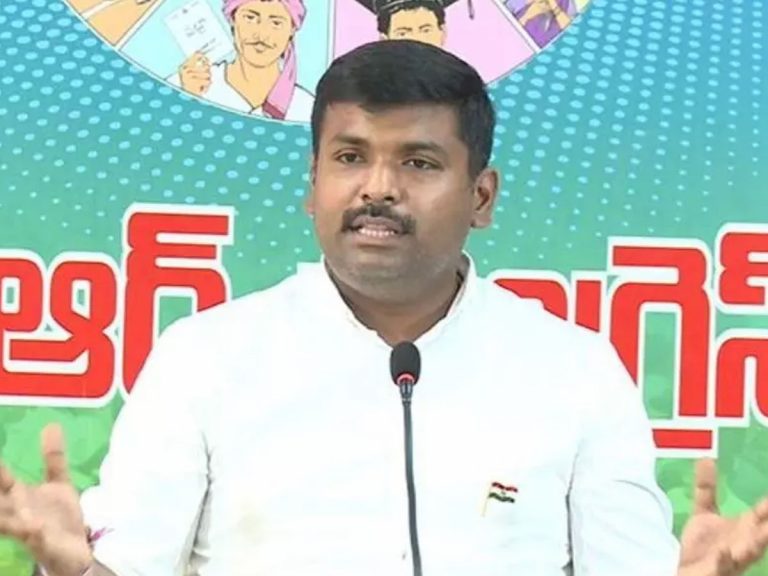 పవన్ అవగాహన లేకుండా మాట్లాడుతున్నారు : వైసీపీ ఎమ్మెల్యే