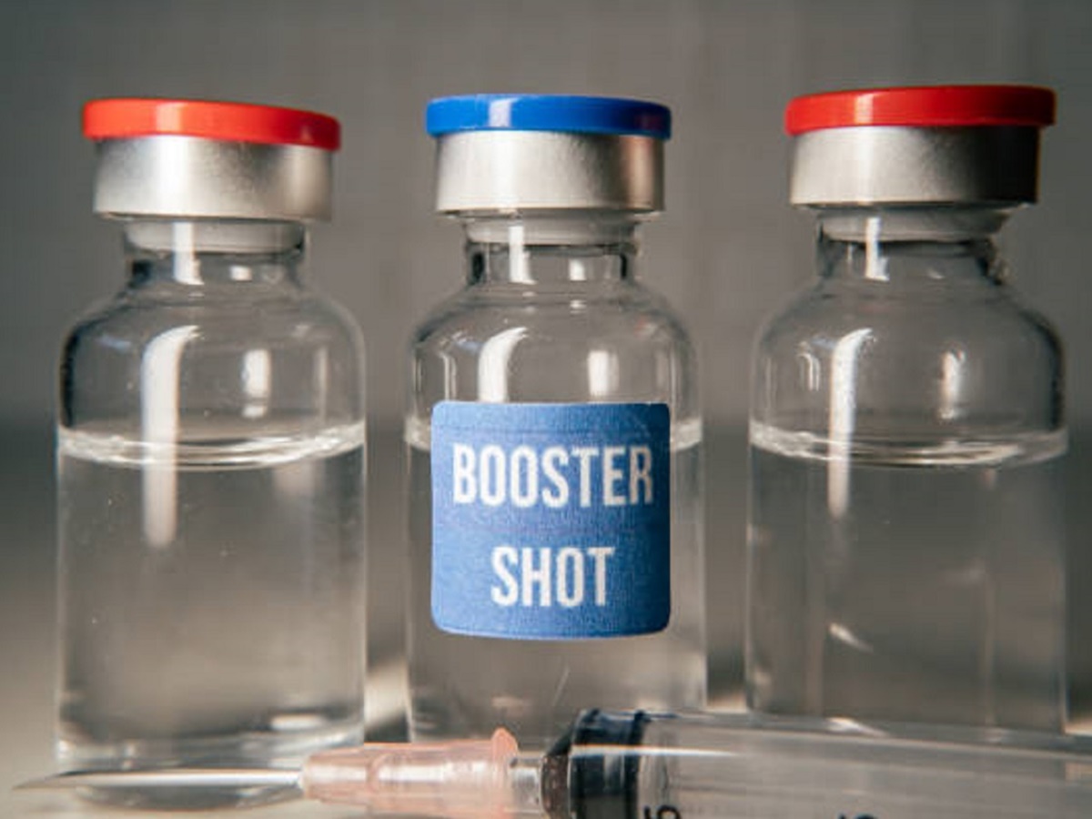 రెండు డోసులు వేయించుకున్నవారు బూస్టర్ డోస్ ఎప్పుడు తీసుకోవాలి?