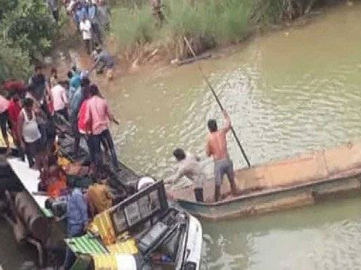 ఆర్టీసీ బస్సు ప్ర‌మాద ఘ‌ట‌న‌.. 10 కి చేరిన మృతుల సంఖ్య