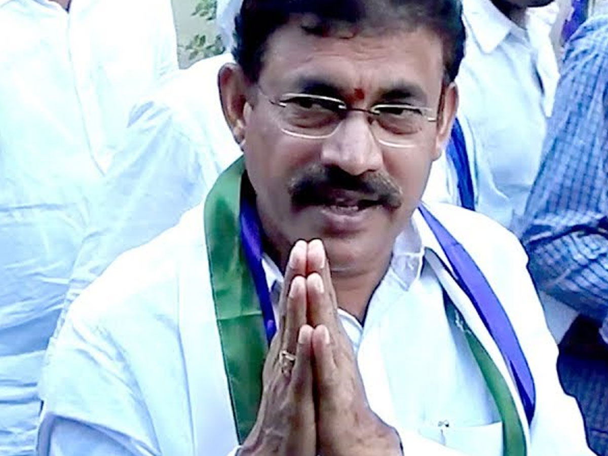 సంపూర్ణ గృహ హక్కు పథకంపై విమర్శలకు తావులేవు…