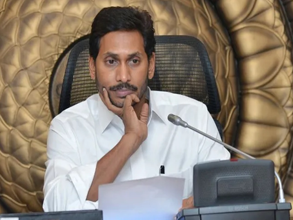 ఏపీ ప్రభుత్వానికి ఝలక్ ఇచ్చిన కేంద్రం.. ఆ లెక్కలు చెప్పాలని ఆదేశం