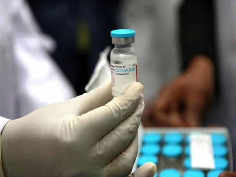 కరోనా కట్టడికి బూస్టర్ డోస్ తప్పదా..?