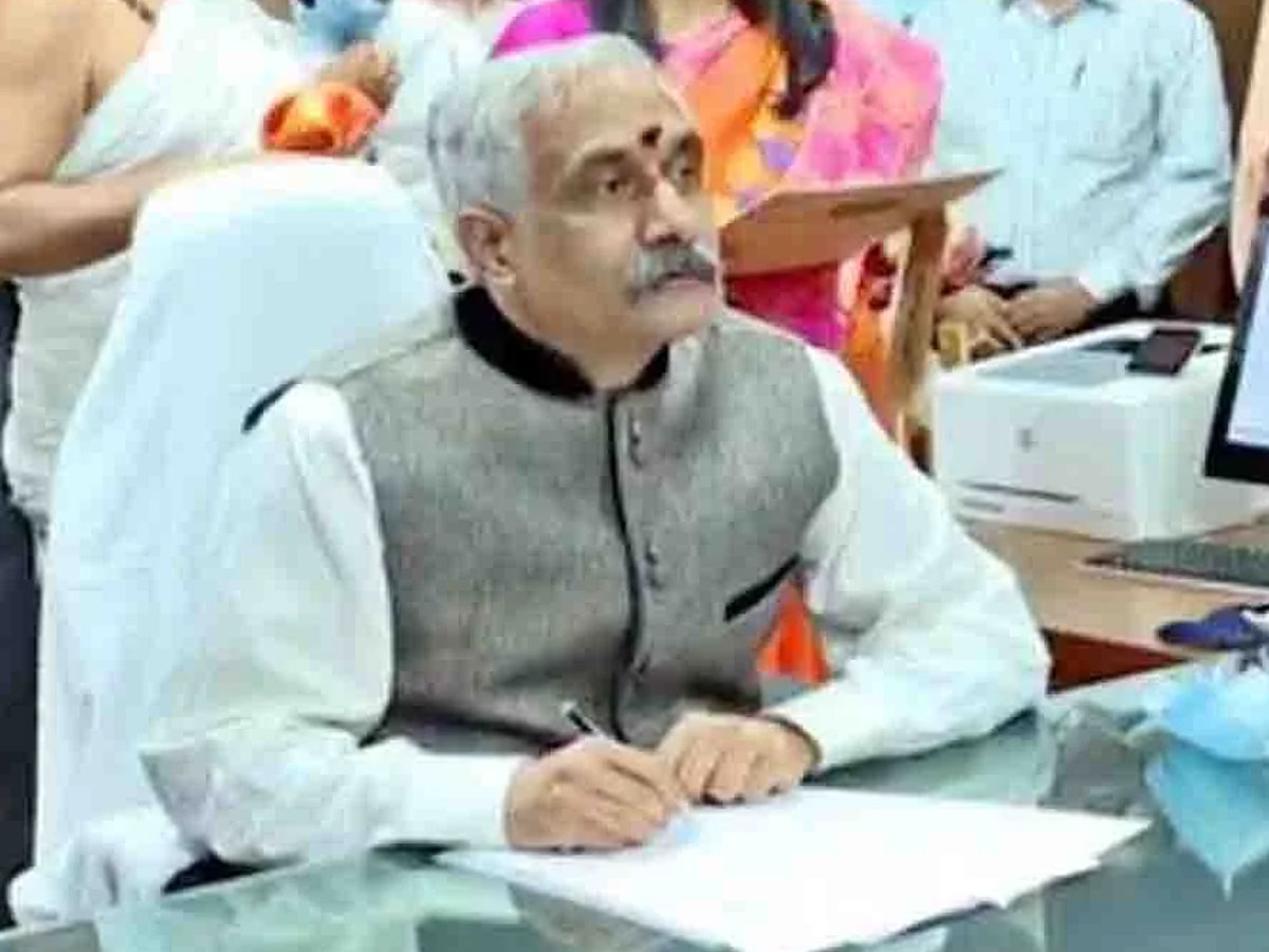 పీఆర్సీపై సీఎస్ స‌మీర్ శ‌ర్మ కీల‌క ప్ర‌క‌ట‌న