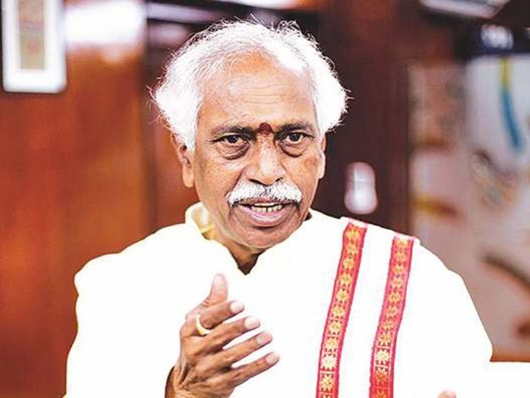 బుక్ ఫెయిర్‌ను సందర్శించిన హర్యానా గవర్నర్