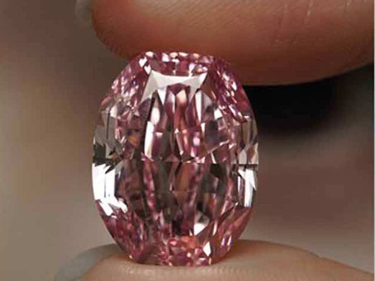 కూలీని వరించిన అదృష్టం.. రాత్రికి రాత్రే లక్షాధికారి..