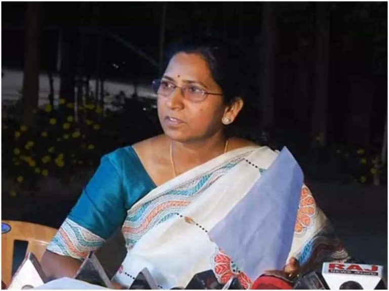 ఈటల జమున ప్రెస్ మీట్.. వివరణ ఇచ్చిన జిల్లా కలెక్టర్