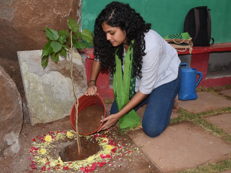 గ్రీన్ ఇండియా ఛాలెంజ్‌లో పాల్గొన్న ‘జాతిరత్నాలు’ హీరోయిన్