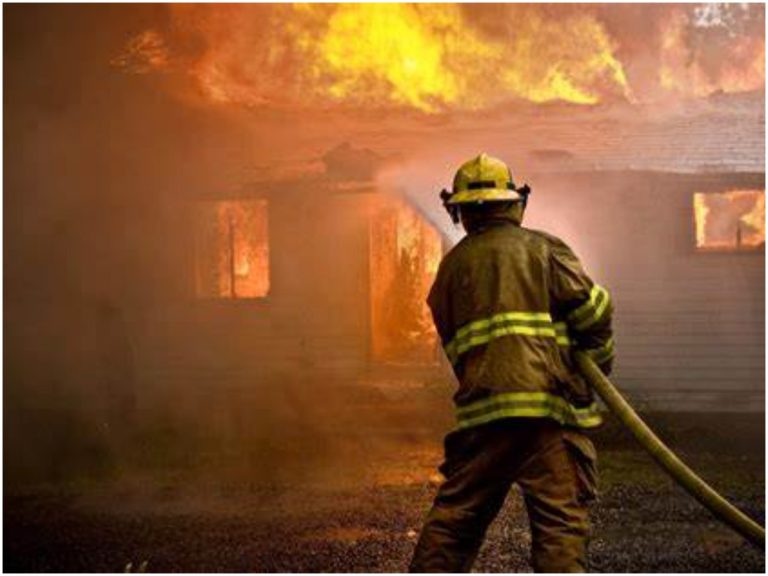 బ్రేకింగ్‌ : గోషామహల్‌లో అగ్ని ప్రమాదం