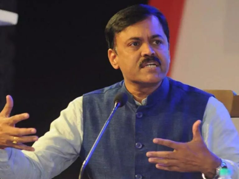 వైసీపీకి కొత్త అర్థం చెప్పిన బీజేపీ ఎంపీ జీవీఎల్