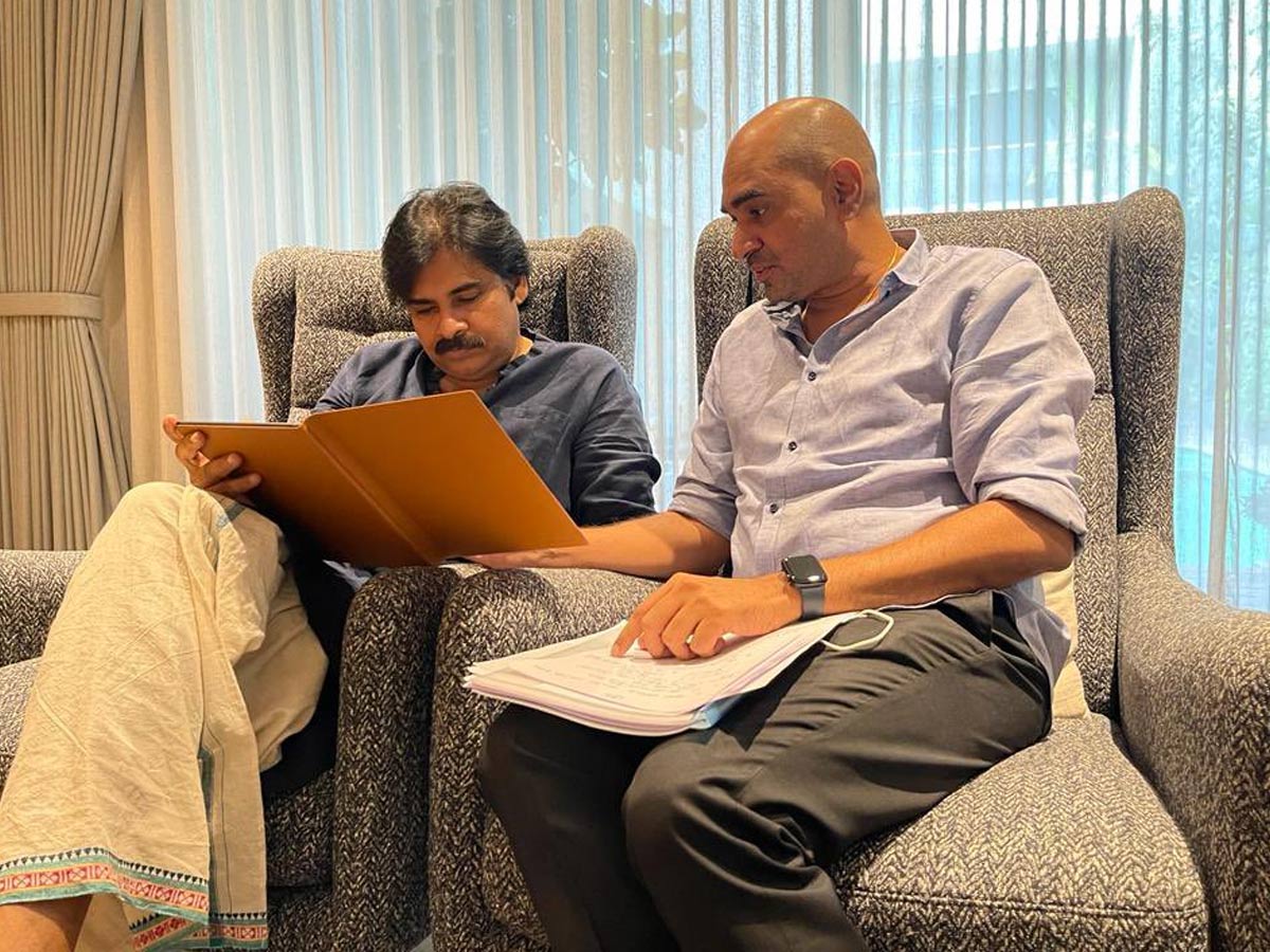 స్క్రిప్ట్ రీడింగ్ లో ‘హరిహర వీరమల్లు’!