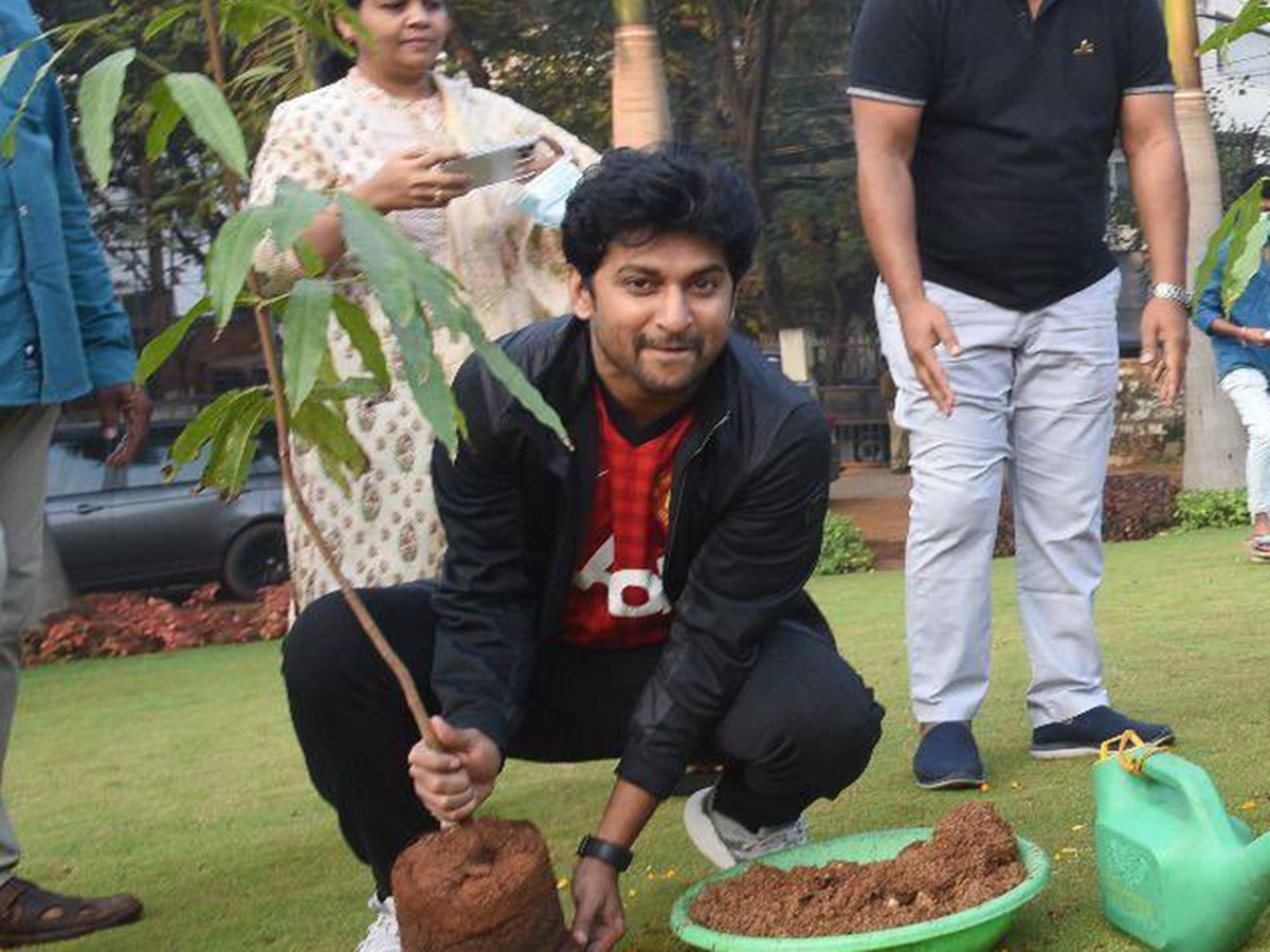 గ్రీన్ ఇండియా ఛాలెంజ్‌లో పాల్గొన్న నేచురల్ స్టార్