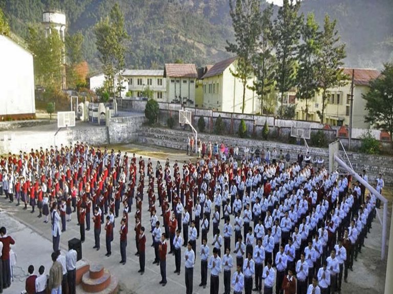 బడిబాట పట్టనున్న ఐఏఎస్‌ అధికారులు.. ఎక్కడంటే..