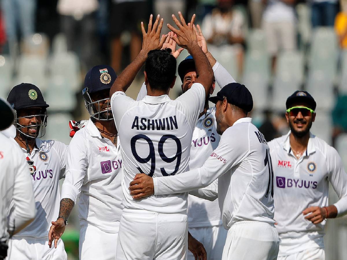 62 పరుగులకే కివీస్ ఆల్ ఔట్…