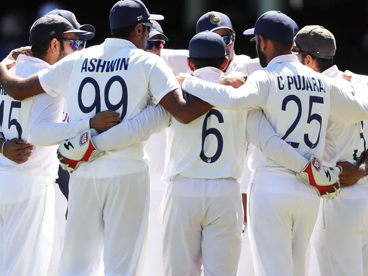 టాస్ పడకుండానే ముగిసిన మొదటి సెషన్…