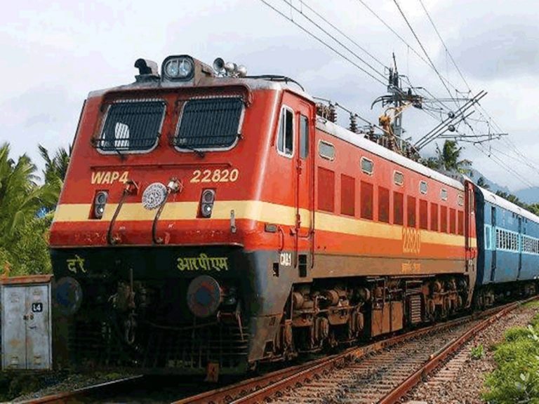 తత్కాల్ రూపంలో రైల్వేకు భారీ ఆదాయం