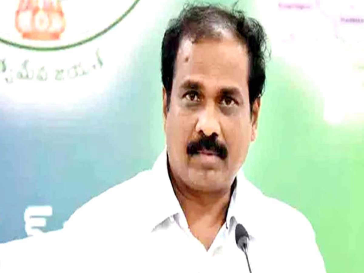 ప్రజలు అప్రమత్తంగా ఉండాలి : కె. కన్నబాబు