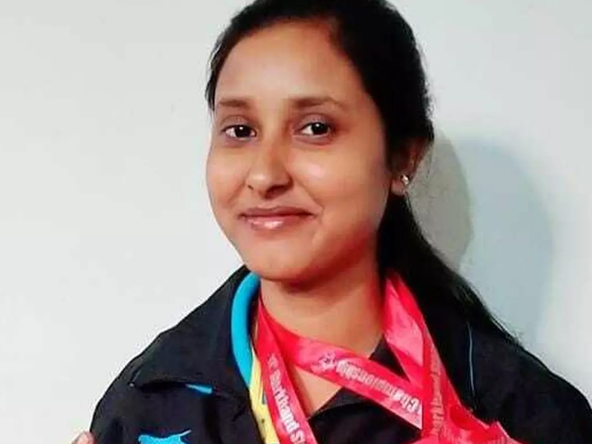 జాతీయ స్థాయి మహిళా షూటర్ అనుమానాస్పద మృతి