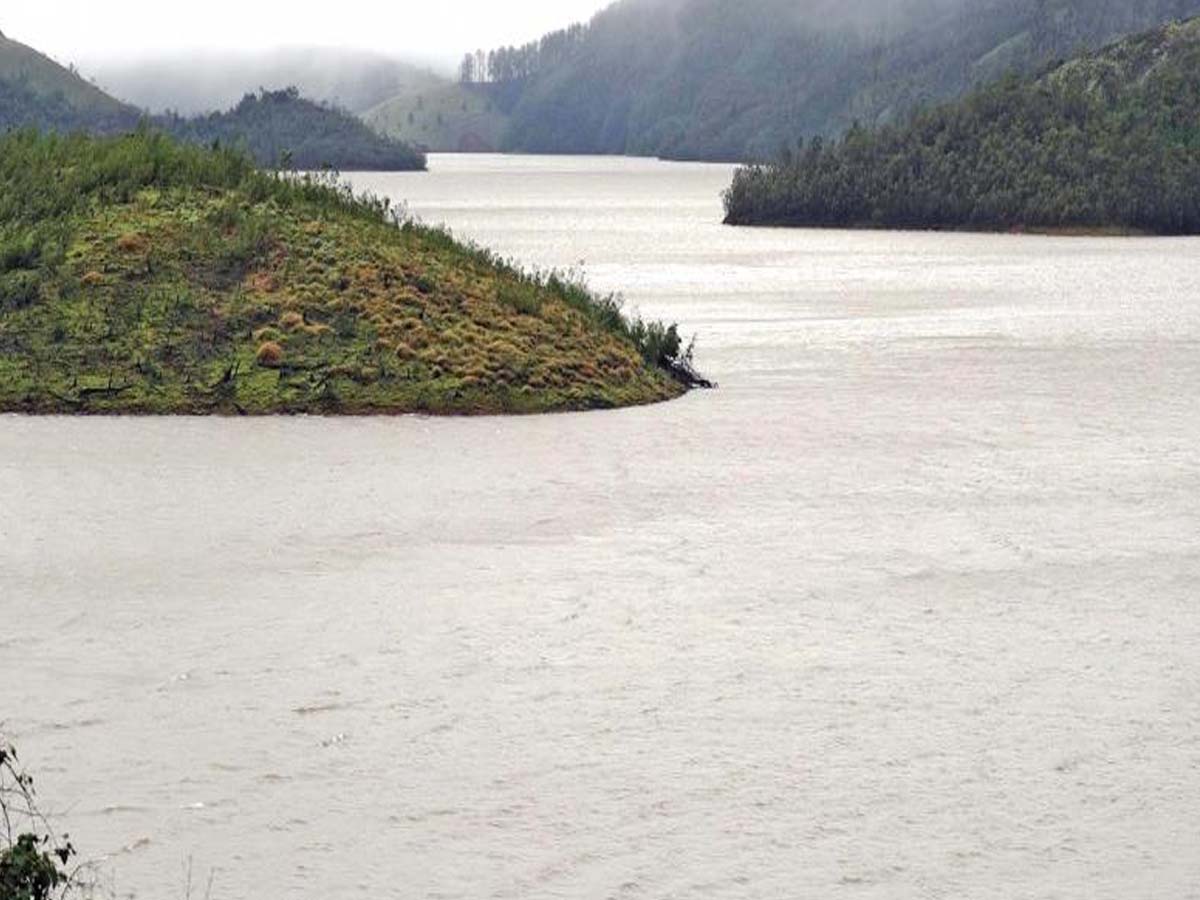 నాలుగు దశాబ్దాల తర్వాత మడకశిర పెద్ద చెరువుకు జలకళ