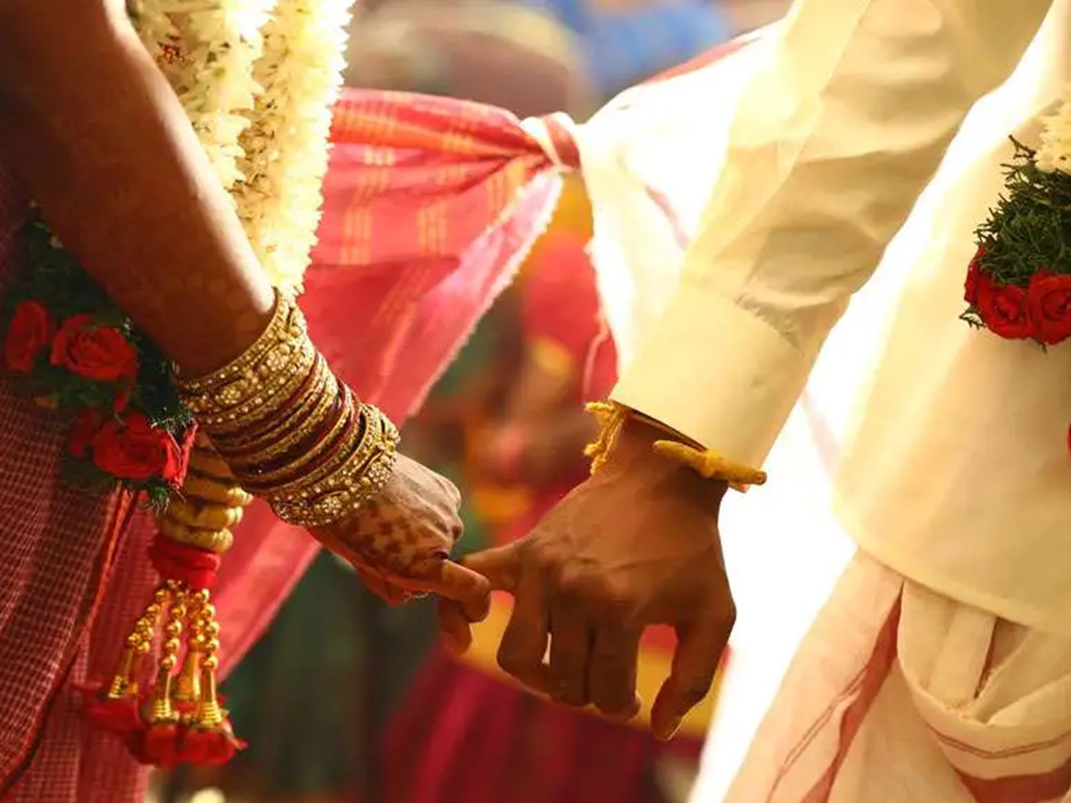 బీమా కంపెనీల ఆఫర్… పెళ్లి క్యాన్సిల్ అయితే రూ.10 లక్షలు