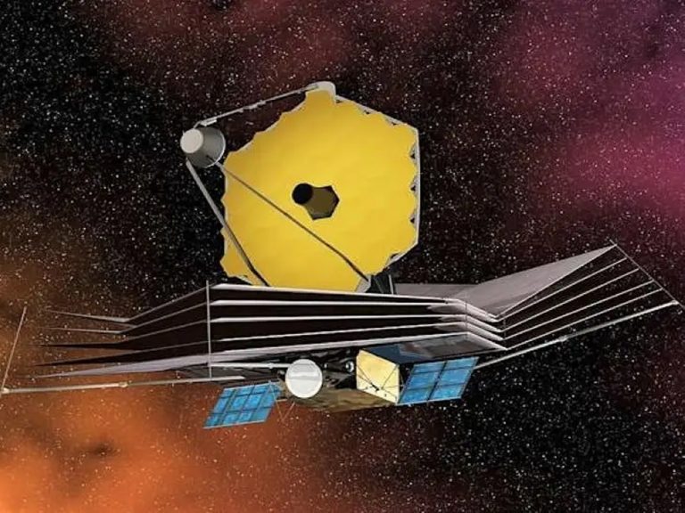 నాసా ప్రయోగం సక్సెస్… అంతరిక్షంలోకి అతిపెద్ద టెలీస్కోప్