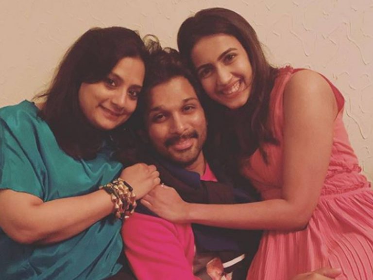 మెగా డాటర్ ని మోసం చేసిన అల్లు అర్జున్..