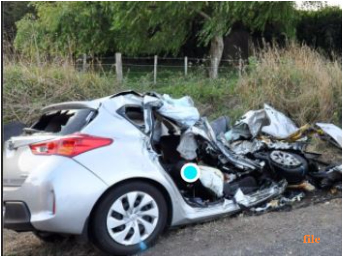 ఔటర్ రింగ్ రోడ్డుపై ఘోర రోడ్డు ప్రమాదం.. ఒకరి దుర్మరణం