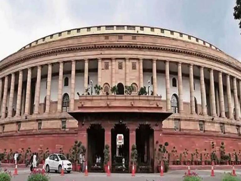 ఓటర్‌ కార్డుతో- ఆధార్‌ అనుసంధాన బిల్లు ఆమోదం